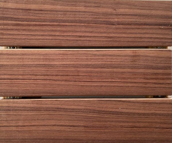 Padoek geschaafde plank 25 x140 - 4 x 4,5m